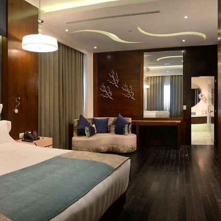 Hs Hotsson Hotel Irapuato Extérieur photo