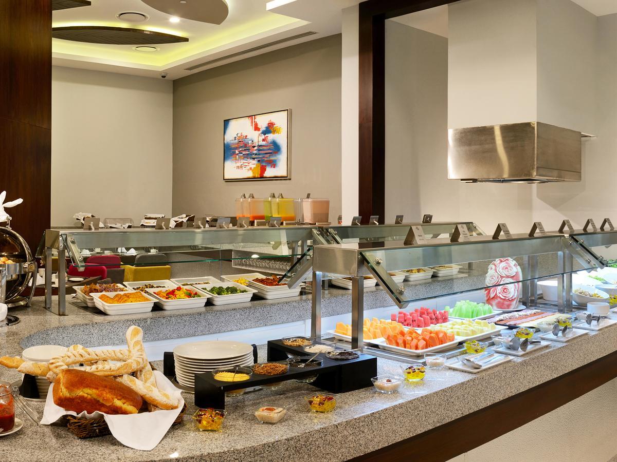 Hs Hotsson Hotel Irapuato Extérieur photo